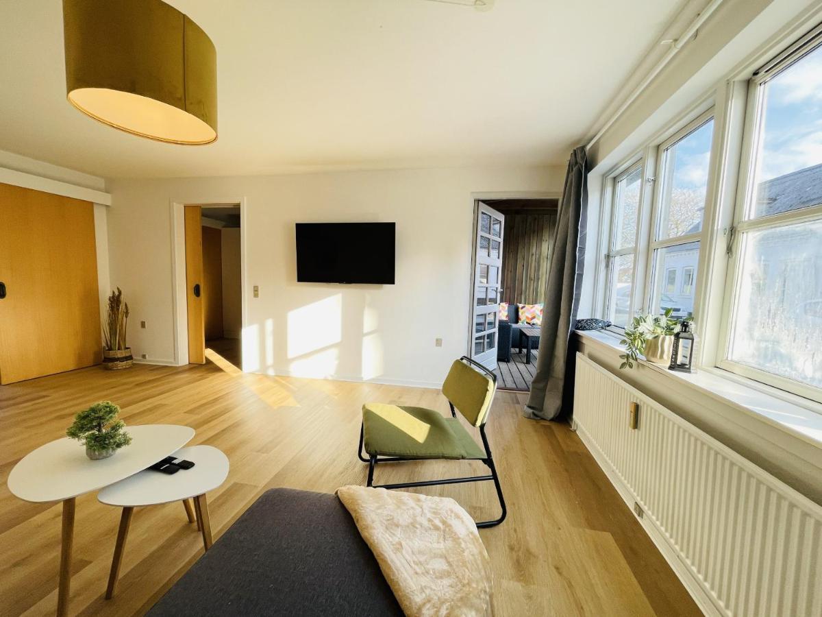 Aday - Central Terrace Apartment In Hjørring Eksteriør bilde