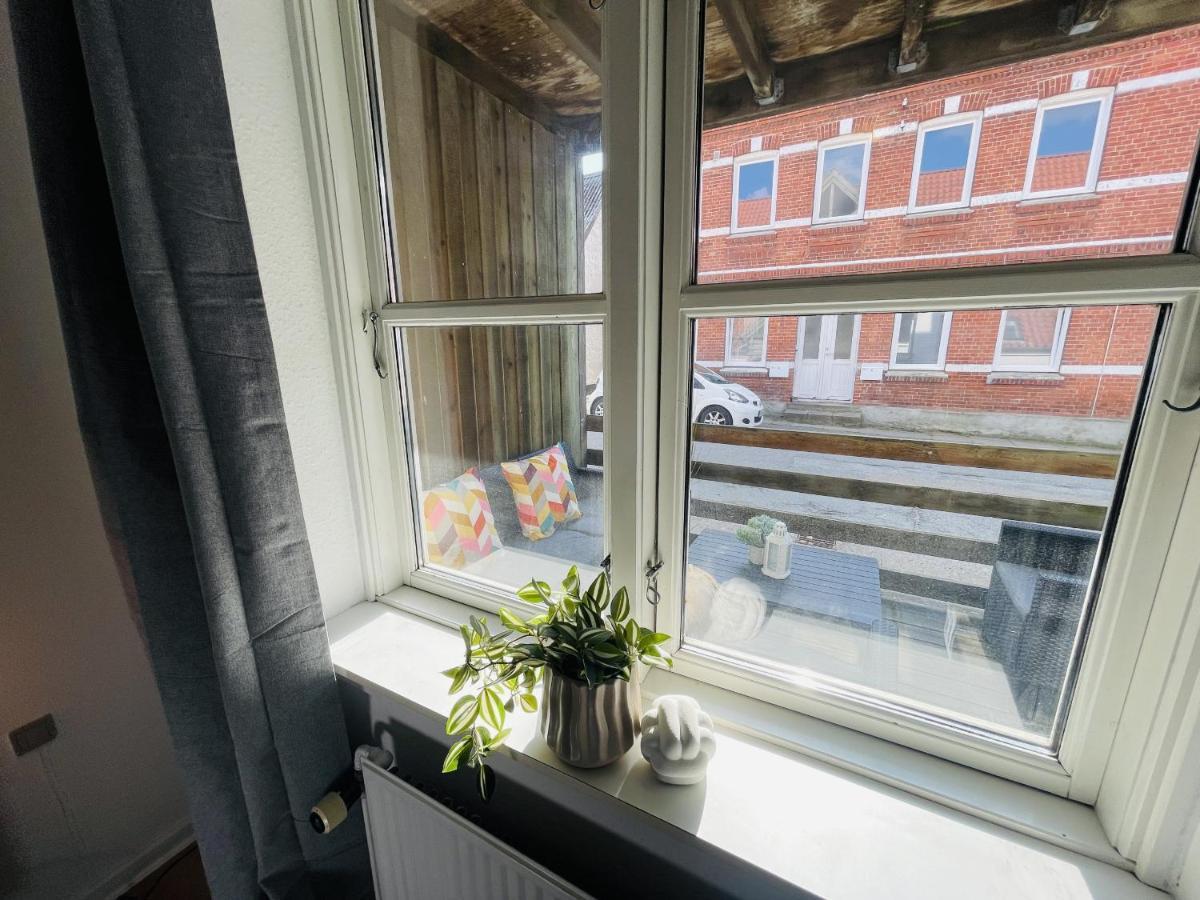 Aday - Central Terrace Apartment In Hjørring Eksteriør bilde